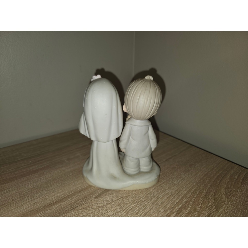 Precious Moments 1979 The Lord Bless You and Keep You Wedding Figurine E-3114 - Picture 3 of 5